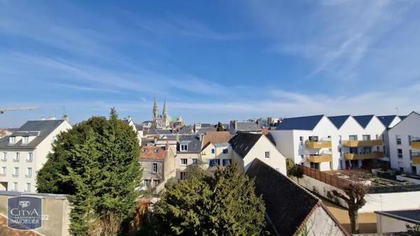 Appartement à louer 3 pièces 76.37m² Chartres (28000)