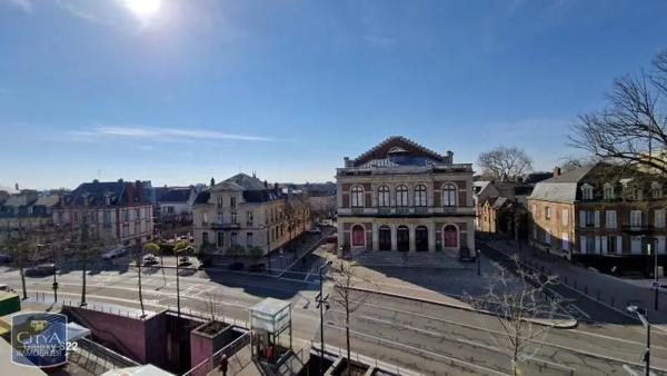 Appartement à louer 3 pièces 76.37m² Chartres (28000)