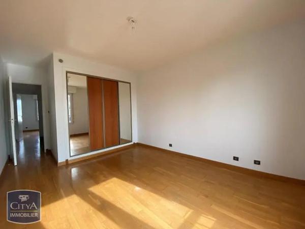 Appartement à louer 3 pièces 76.37m² Chartres (28000)