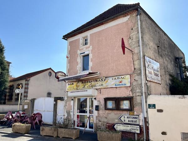 Fonds de commerce bar, restaurant ,jeux, 140 m2, secteur Combronde.