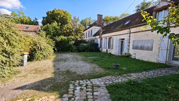 Prieuré du IXe siècle aux portes de Sens (89100)