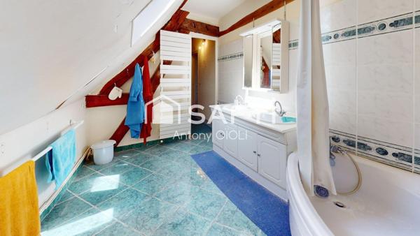 Prieuré du IXe siècle aux portes de Sens (89100)