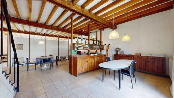 Prieuré du IXe siècle aux portes de Sens (89100)