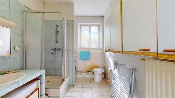 Prieuré du IXe siècle aux portes de Sens (89100)