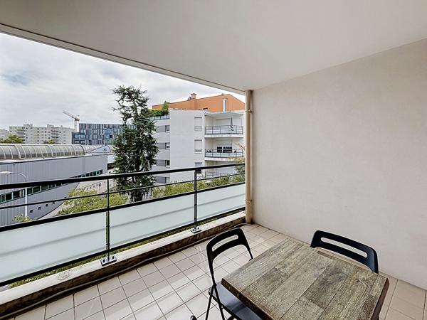 Appartement T3 - MEUBLE - 70m2 - balcon - garage - LYON 8