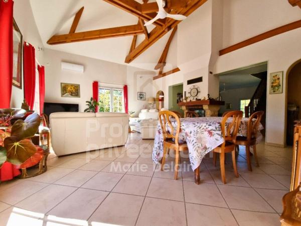 Maison Lere 7 pièce(s) 188.04 m2