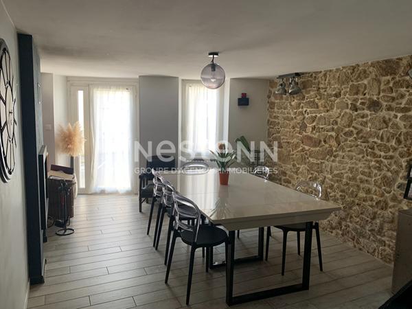 Maison de ville à vendre à Bressuire - 8 pièces, 5 chambres de 163m² habitable