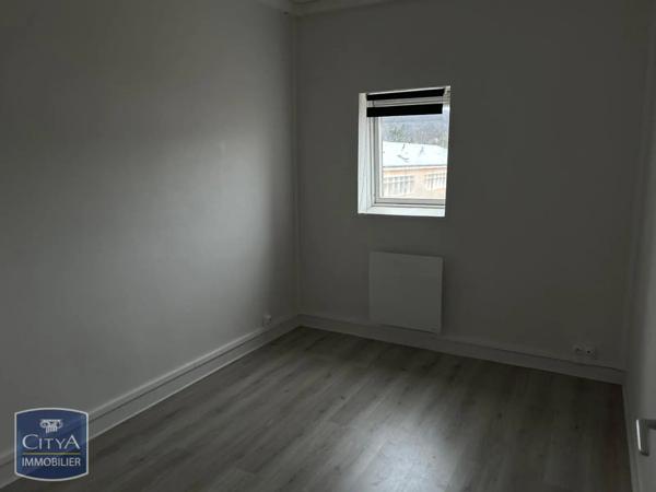 Appartement à louer 6 pièces 162.6m²