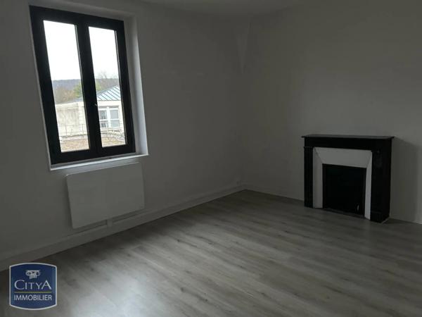 Appartement à louer 6 pièces 162.6m²