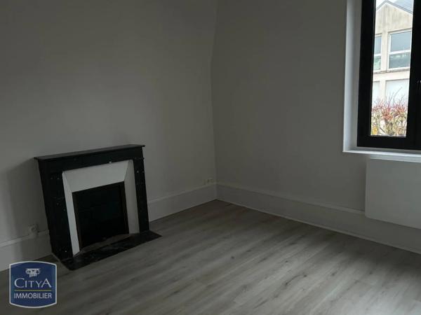 Appartement à louer 6 pièces 162.6m²