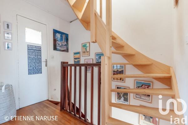 Maison traditionnelle 6 pièces de 100 m² à Villepreux (78450)