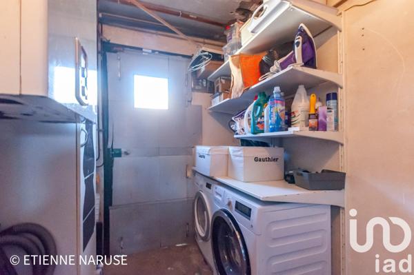 Maison traditionnelle 6 pièces de 100 m² à Villepreux (78450)