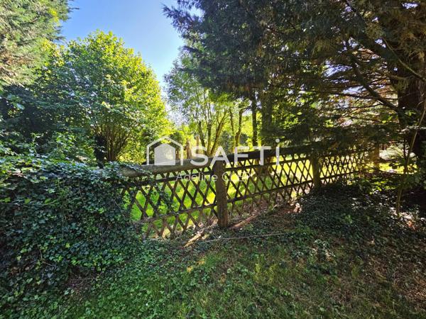 Très belle ferme au carré avec ses dépendances, sa grange et son hangar