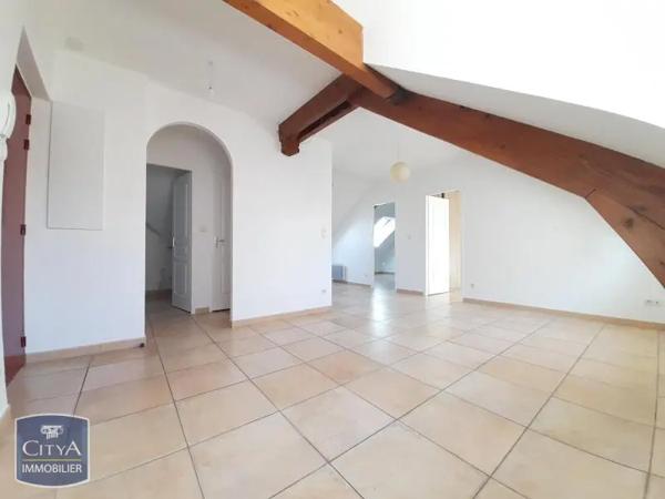 Appartement à louer 3 pièces 45.27m² Gap (05000)