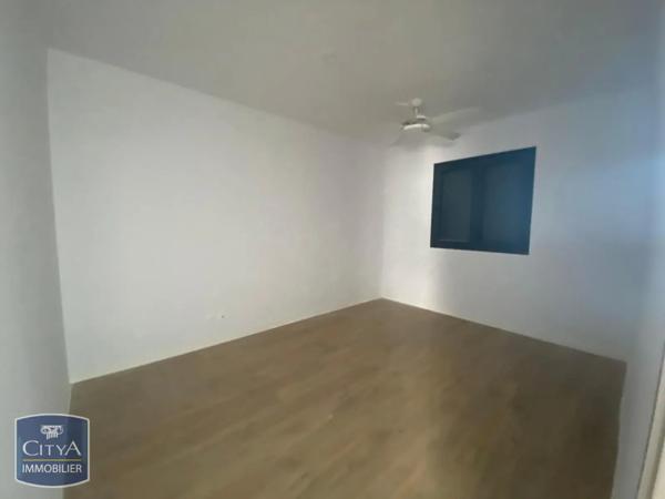 Appartement à louer 2 pièces 41.11m² Le Tampon (97430)