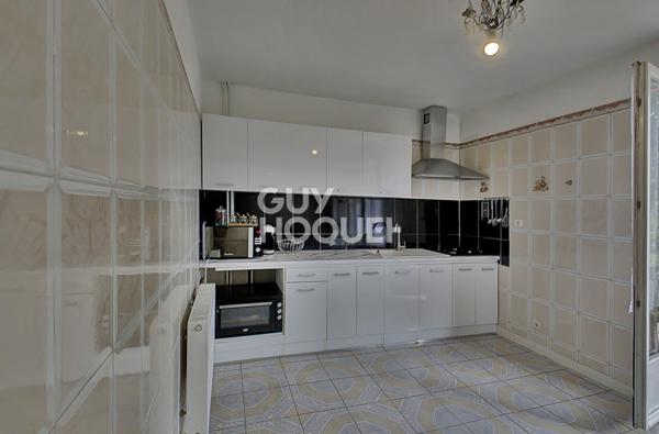 Grande bâtisse à fort potentiel idéal investisseur