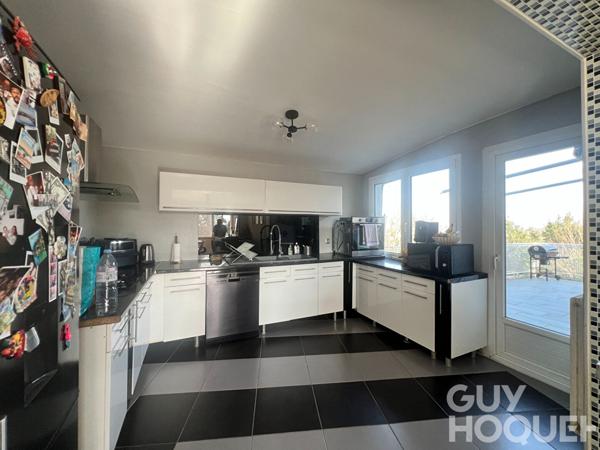 Maison Lagor 4 pièce(s) 172 m2