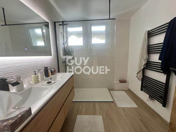 Maison Lagor 4 pièce(s) 172 m2