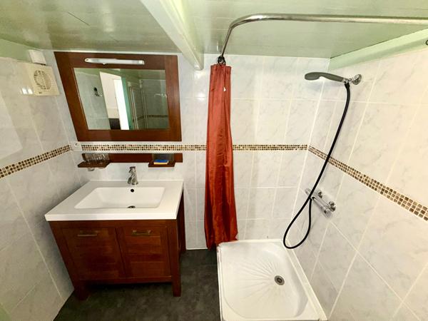 Charmant studio à vendre à La Ciotat, idéal primo-accédant !