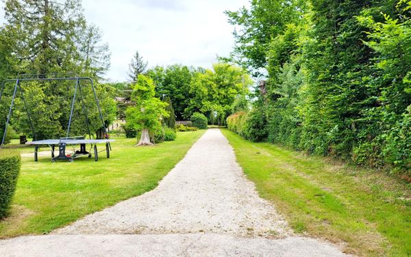 Maison à vendre    4 pièces •  Champcevrais