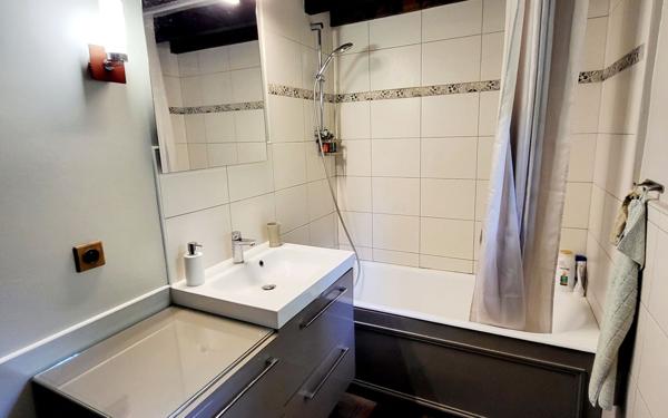 Maison à vendre    4 pièces •  Champcevrais