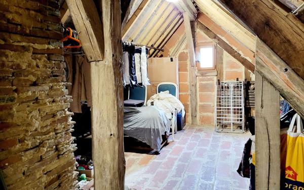 Maison à vendre    4 pièces •  Champcevrais