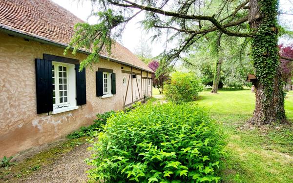 Maison à vendre    4 pièces •  Champcevrais