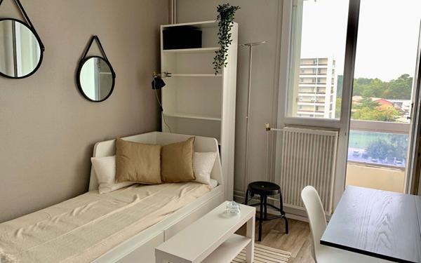 Appartement à louer    1 pièce •  Gradignan