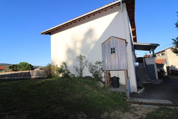 Maison renovée au calme