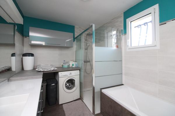 Maison renovée au calme