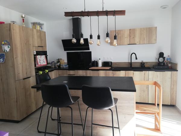 Maison familiale récente - La Bastidonne