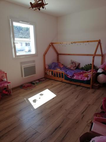 Maison familiale récente - La Bastidonne