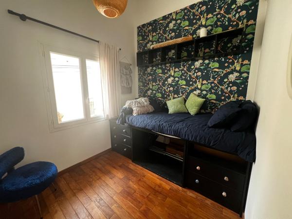 Maison 130 m² à Vendargues 6 chambres, studio indépendant et parking.