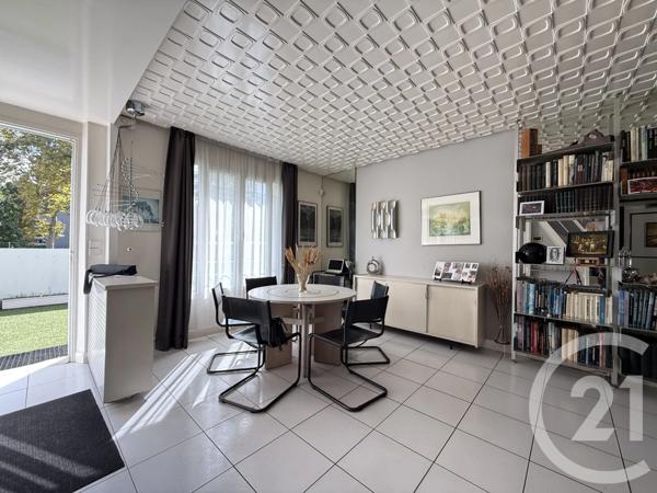 Maison à vendre  4 pièces - 80 m 2   ST MAUR DES FOSSES  - 94