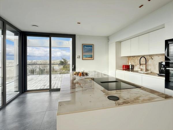 Villa d'architecte contemporaine d’exception à Plougastel – Vue panoramique sur la rade de Brest –