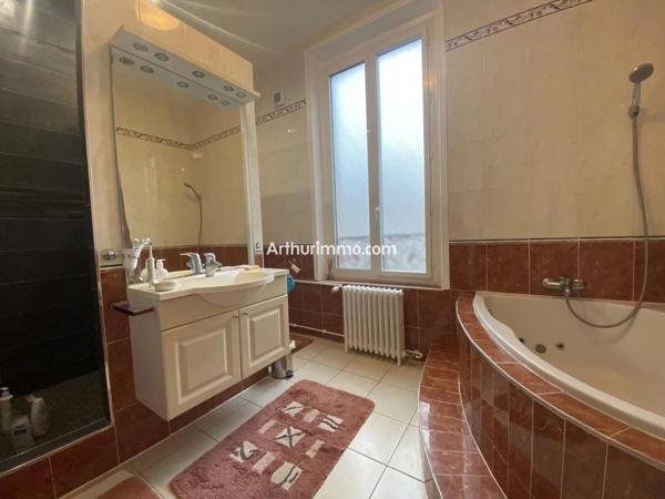 Vente Maison 7 pièces 226 m2 à Sucy-en-Brie