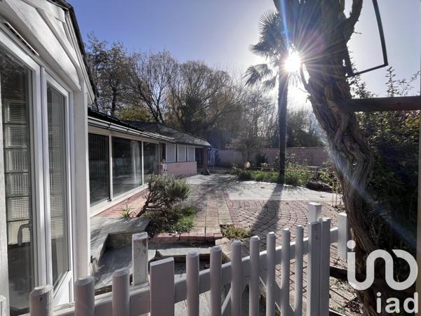 Immeuble à vendre 311 m² Odos