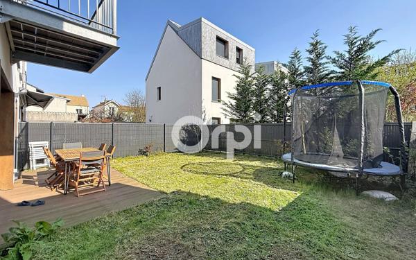 Maison à louer    4 pièces •  Clamart