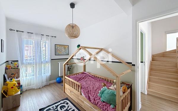 Maison à louer    4 pièces •  Clamart