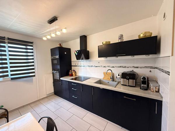 Appartement Port De Bouc 4 pièce(s) 76 m2