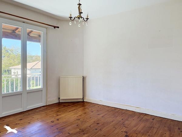 Maison à vendre 91 000 € Neuvic 4 p 93 m² DPE F