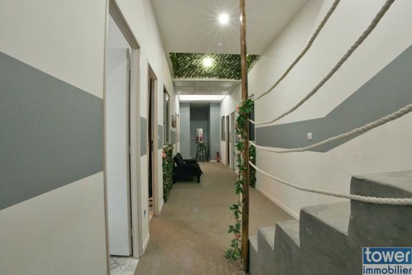 Maison
                                                                                                                                                                                                                                                                                                                        10 pièce(s)                                                                                                                                                                                                          6 chambre(s)                                                                                                                                                                                                          328  m²