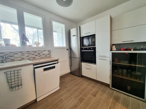 NANTES ZOLA, appartement 3 chambres de 73 m² avec stationnement.