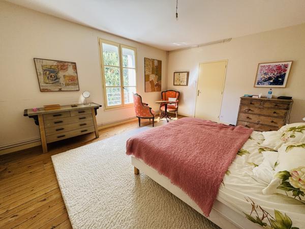 MAISON AVEC JARDIN CENTRE VILLE DE CHÂTELLERAULT AU CALME Réf 2632