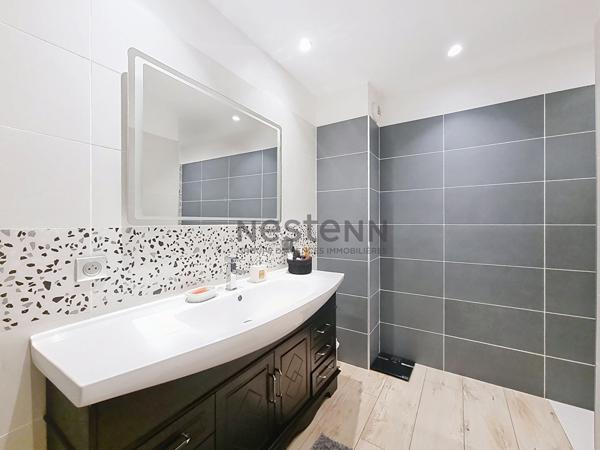 Rare à Tignieu : Maison familiale de 150m² avec piscine, calme absolu