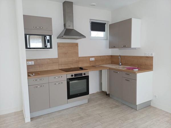 Location                                                      Maison
                        
                     2 pièces                      39 m2                     à Gouex