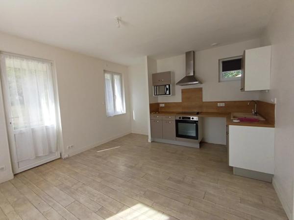 Location                                                      Maison
                        
                     2 pièces                      39 m2                     à Gouex
