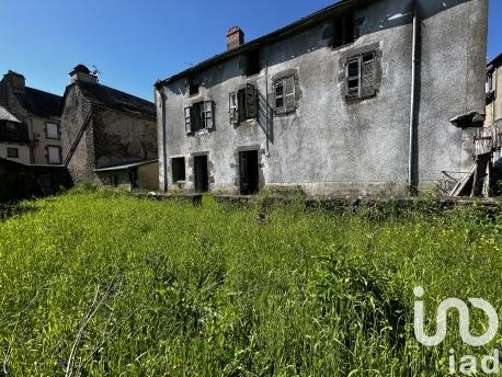 Maison à vendre 6 pièces 330 m² Mauriac