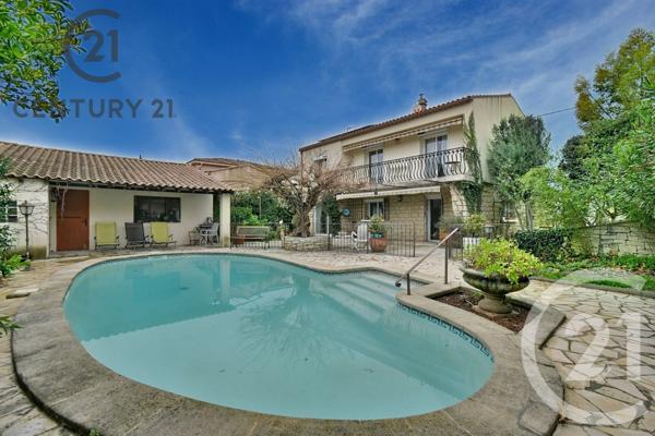 Maison à vendre  5 pièces - 137 m2 LES ANGLES - 30