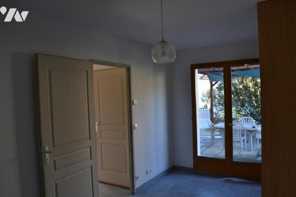 MAISON INDIVIDUELLE AVEC TERRAIN ATTENANT DE 315 m²